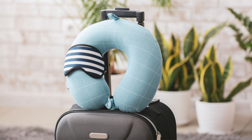 5 Gift Ideas for People Who Love to Travel